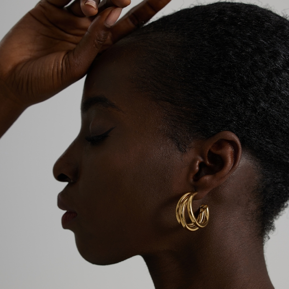 Spectacular Geometric Stud Earrings